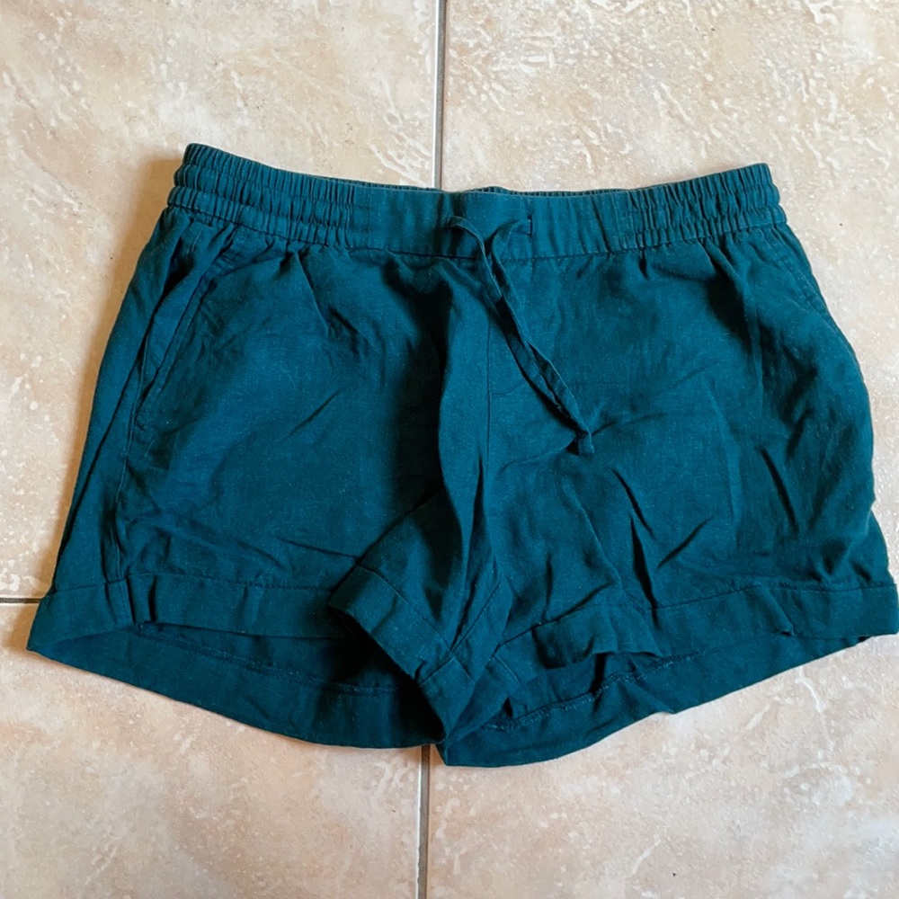 Old navy linen shorts